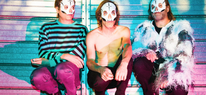 BOLOGNA: HALLOWEEN ALL’ESTRAGON CON… TRE ALLEGRI RAGAZZI MORTI