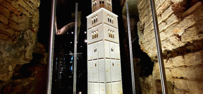 MODENA: IN MUNICIPIO UNA GHIRLANDINA DI.. LEGO!