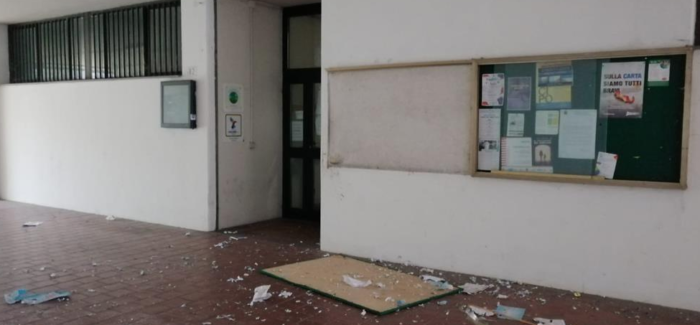 MODENA: VANDALISMI IN VIA VITERBO, DENUNCIATO UN 20ENNE