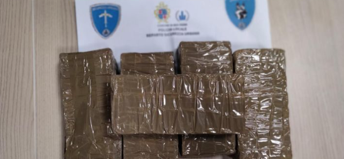 BOLOGNA: UN ARRESTO PER DETENZIONE DI DROGA