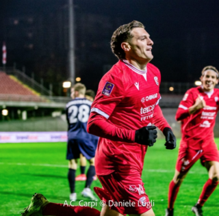 CALCIO: IL CARPI IN 10 SUPERA IL RIMINI